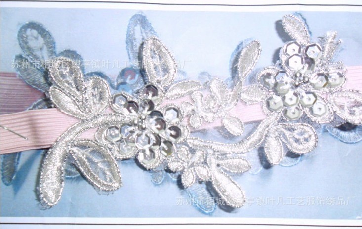 簡約式機繡車骨花邊刺繡